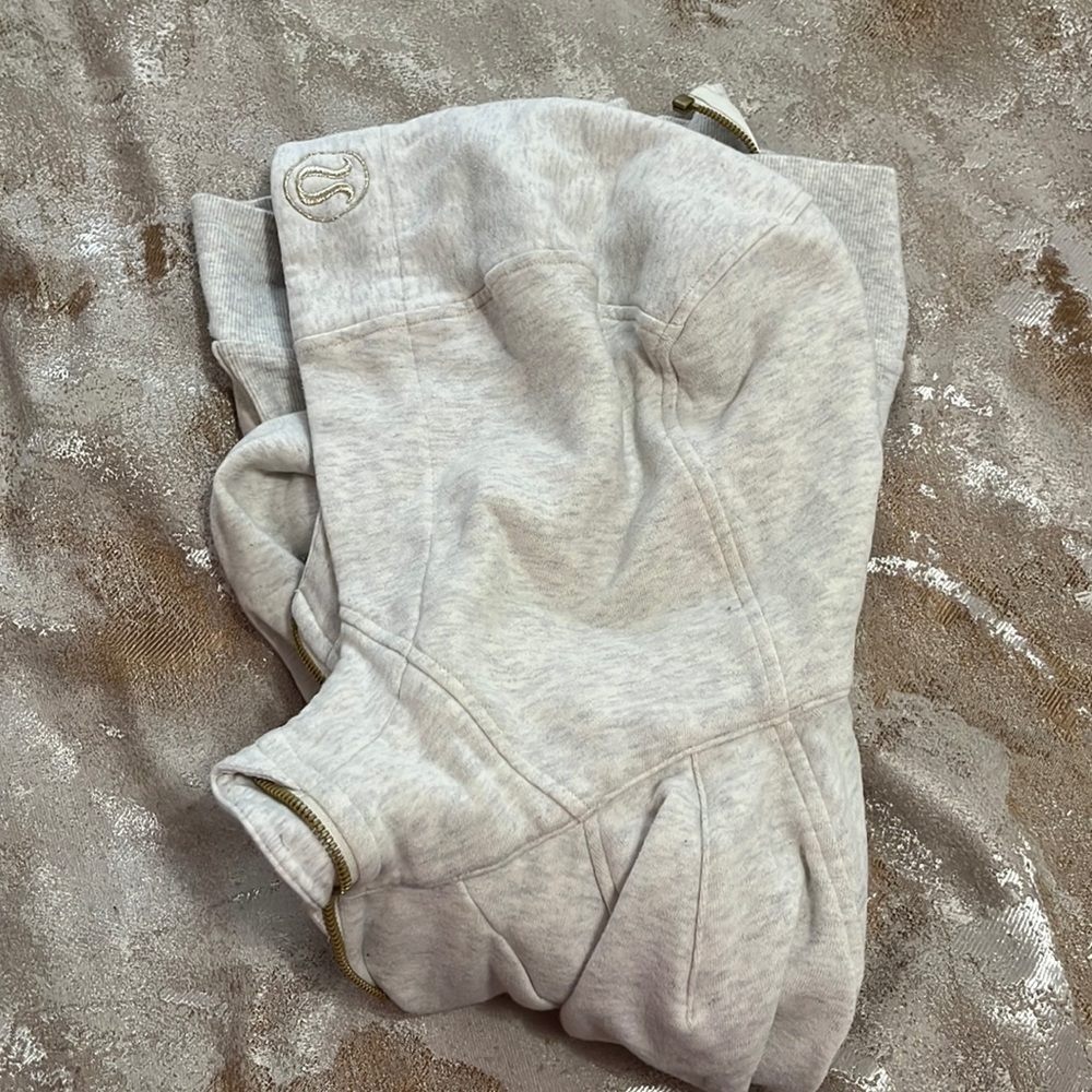 Lulu scuba hoodie with gold zipper